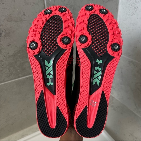 Under Armour UA Brigade XC 2 Track Running Shoes Size 11.5 Men main image 10